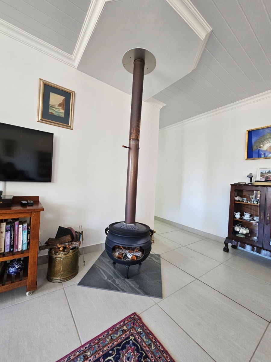 3 Bedroom Property for Sale in Stilbaai Wes Western Cape